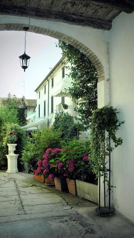 Dimora & Arte B&B Canneto sull'Oglio Esterno foto