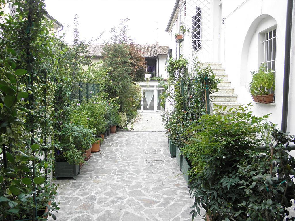 Dimora & Arte B&B Canneto sull'Oglio Esterno foto